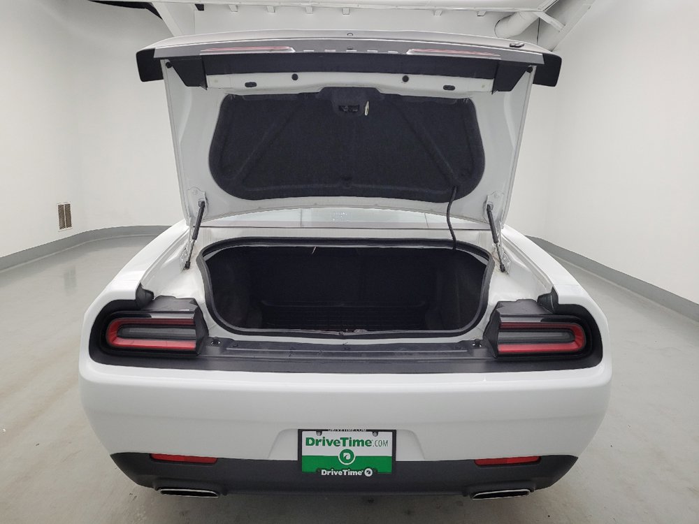 Used 2019 Dodge Challenger SXT w/ Blacktop Package AWD/4WD image 29