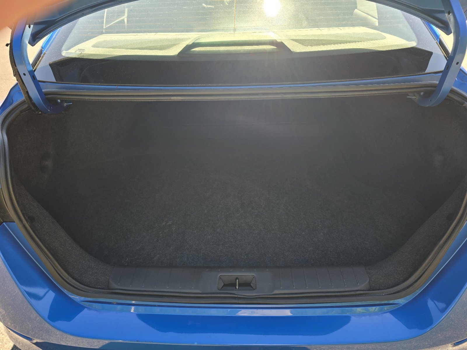 Used 2025 Nissan Sentra SV FWD image 25