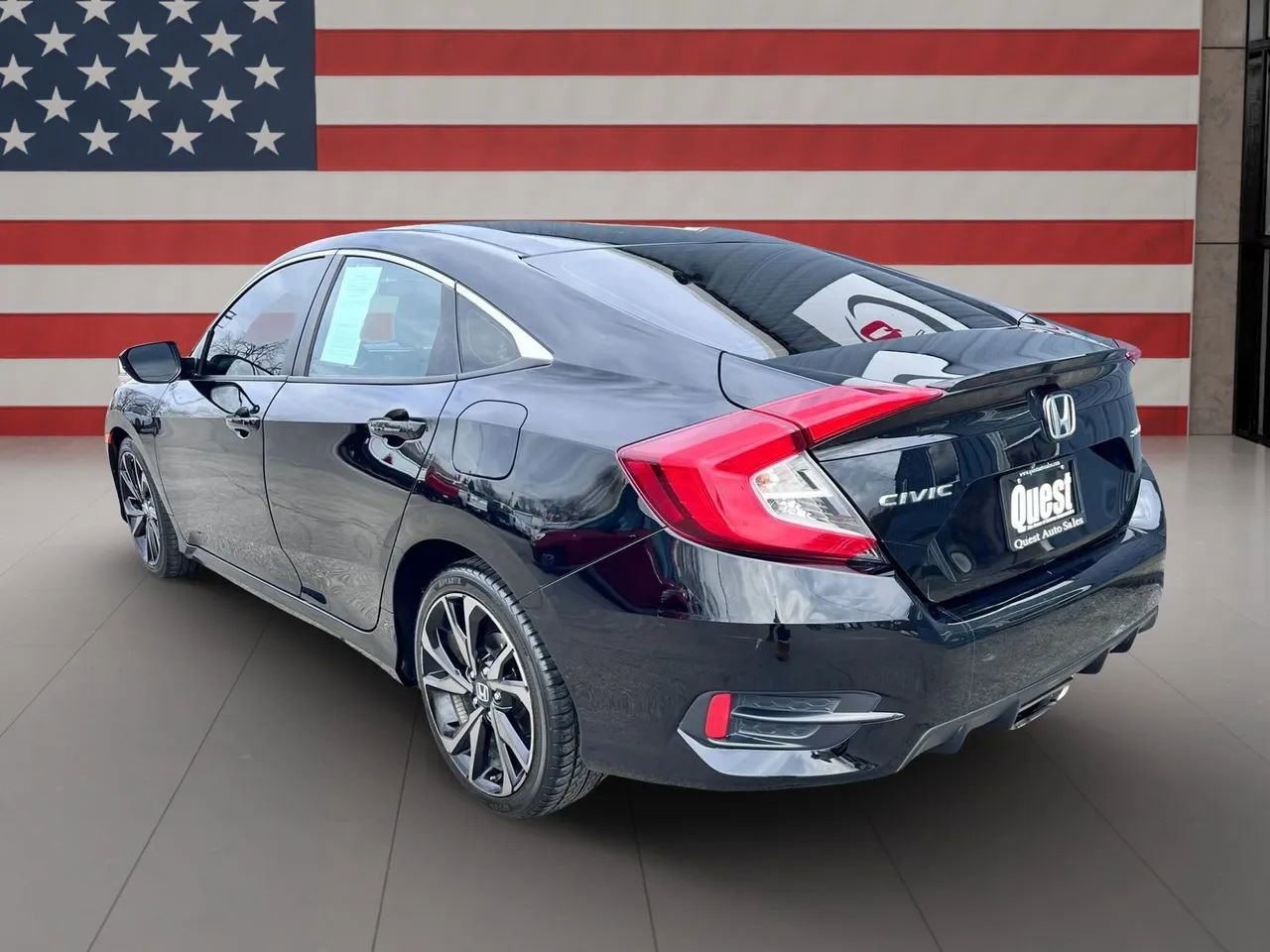 Used 2020 Honda Civic Sport image 2