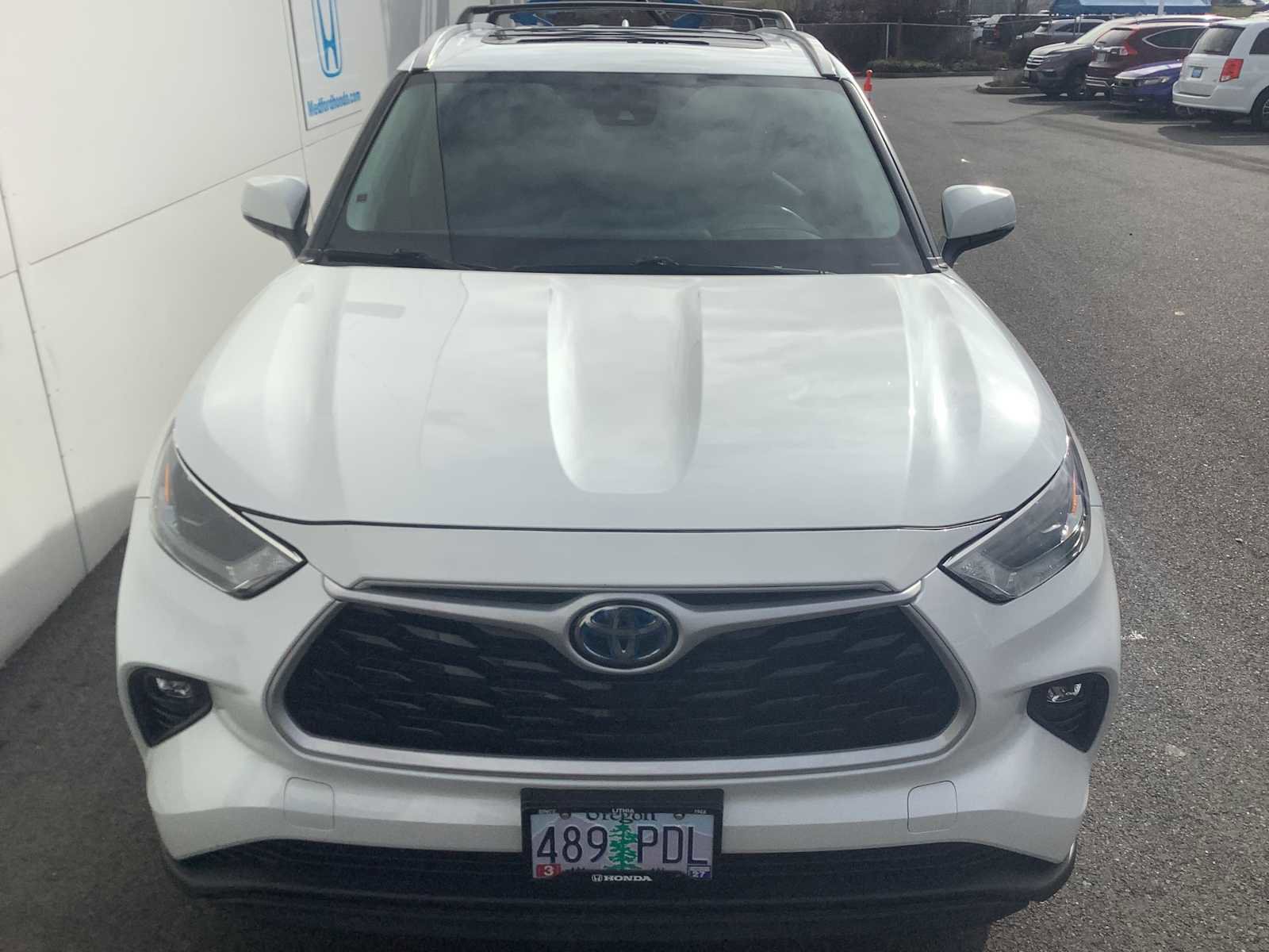 Used 2023 Toyota Highlander XLE image 9
