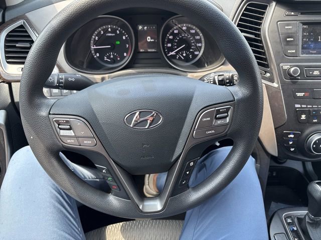 Used 2017 Hyundai Santa Fe Sport FWD image 6