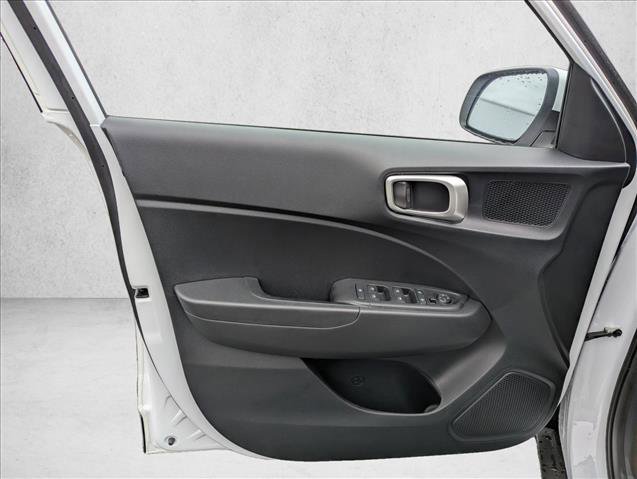 New 2026 Hyundai Venue SE FWD image 21