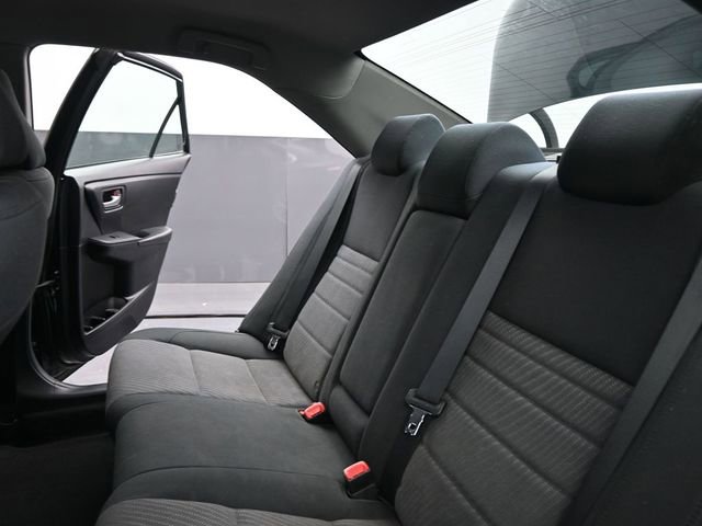 Used 2016 Toyota Camry LE image 16