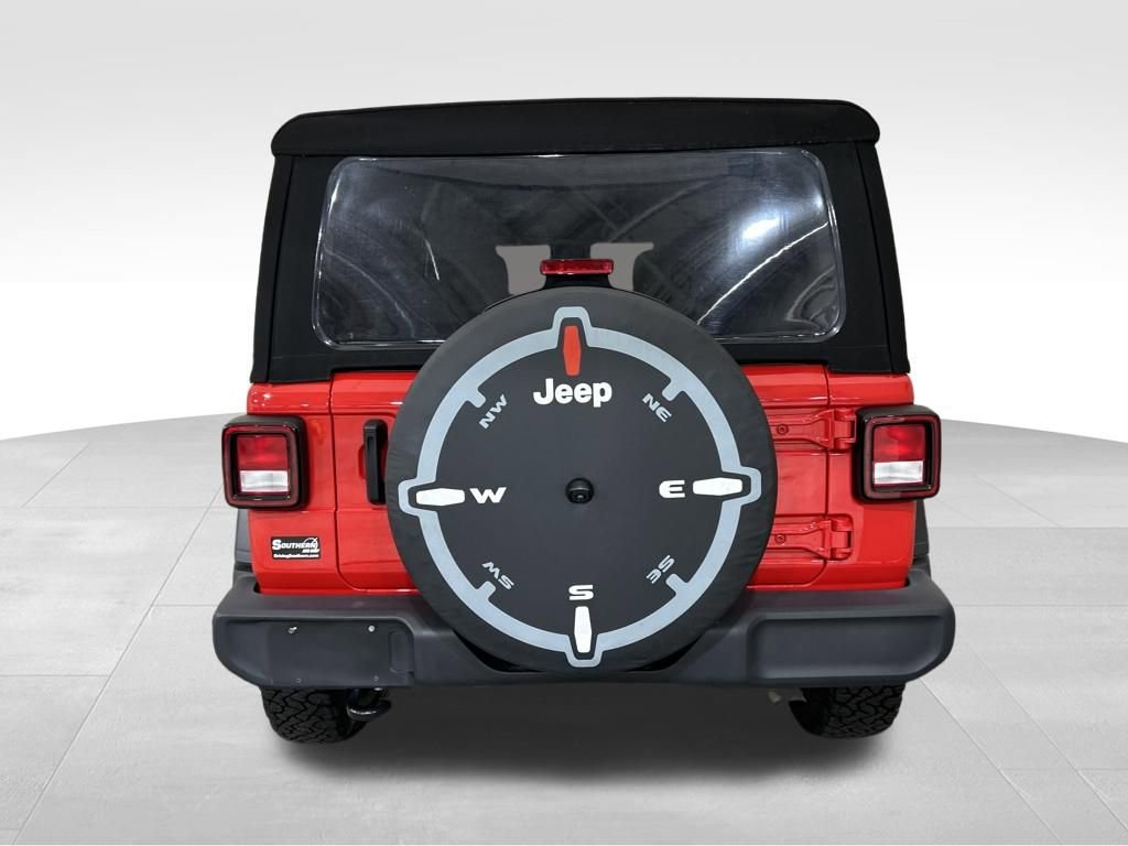 Used 2024 Jeep Wrangler Sport S image 4