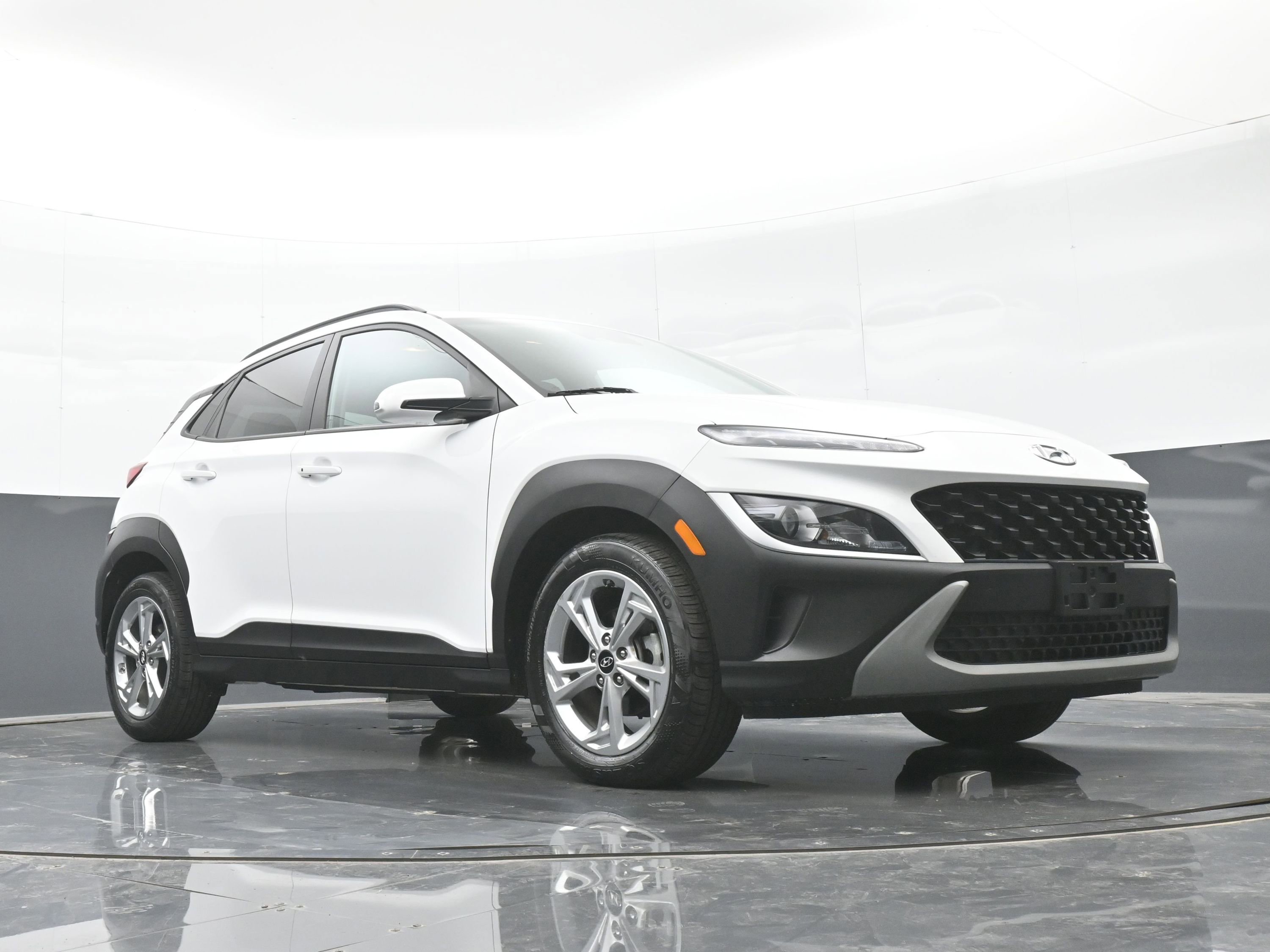 Used 2022 Hyundai Kona SEL FWD image 42