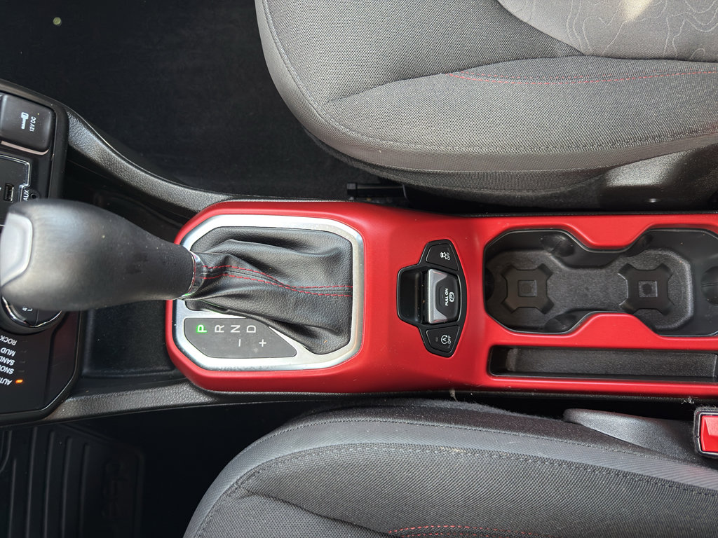 Used 2022 Jeep Renegade Trailhawk AWD/4WD image 22