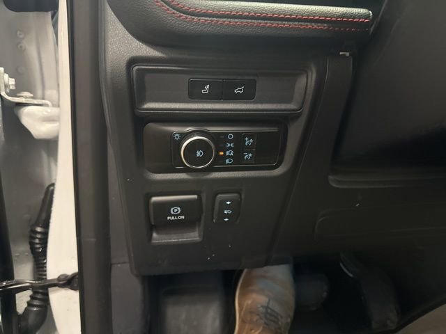 Used 2024 Ford Expedition Max Limited image 18