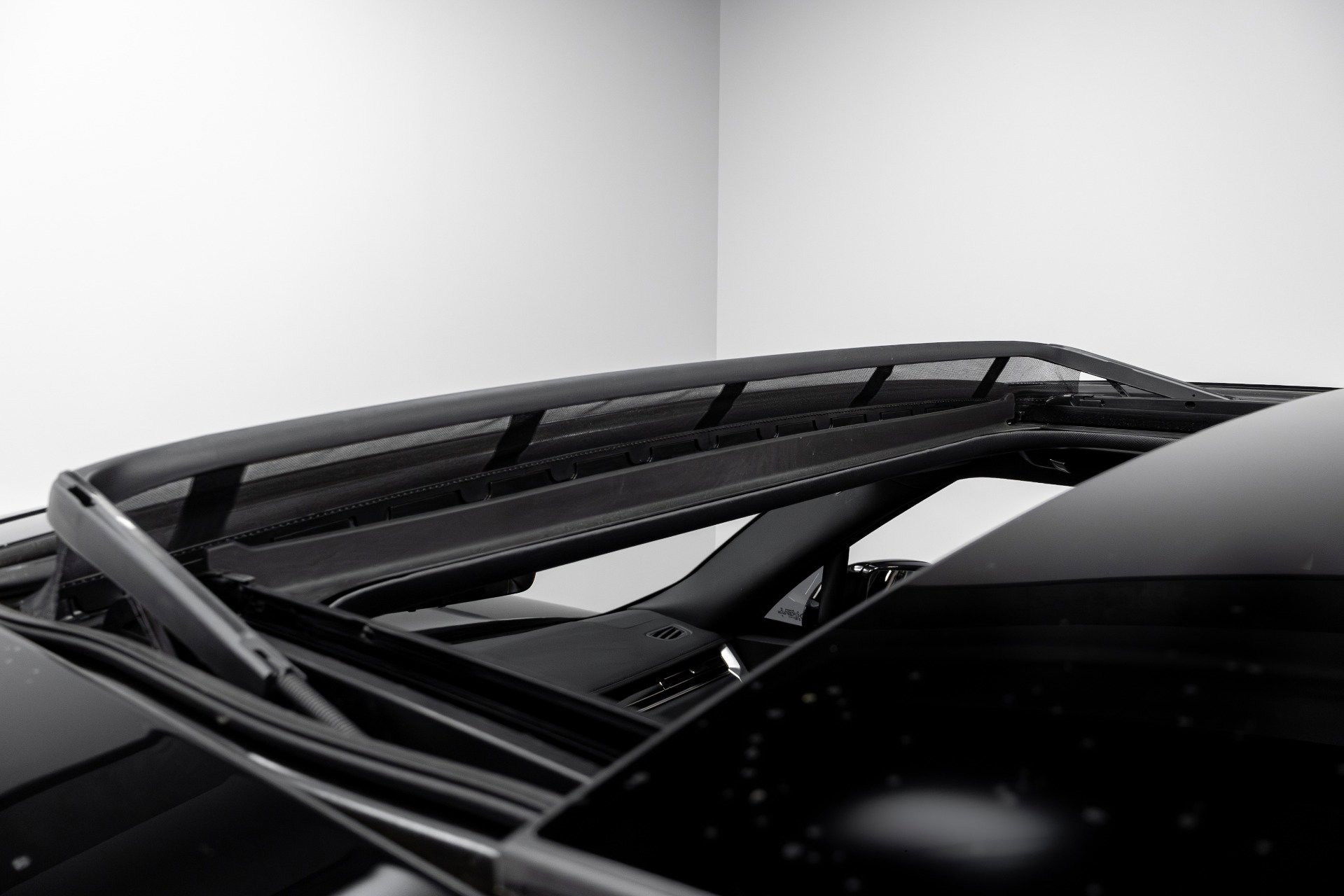 Used 2023 Land Rover Range Rover Long Wheelbase SE image 35