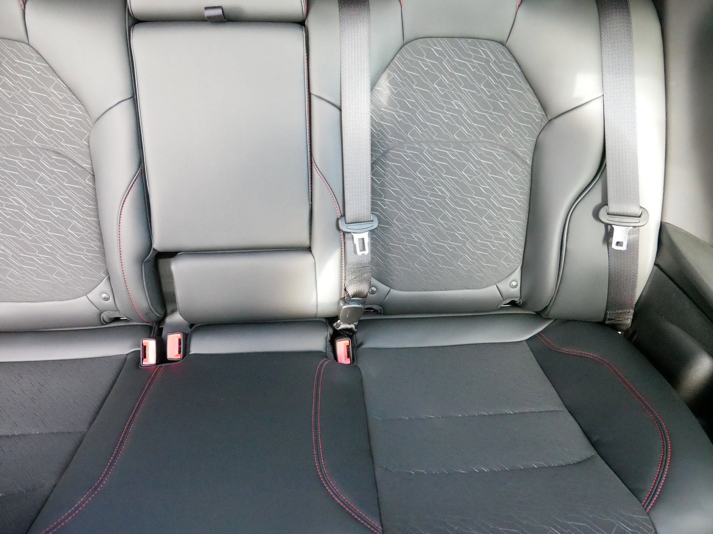 Used 2025 Dodge Charger R/T w/ Sun & Sound Package image 14