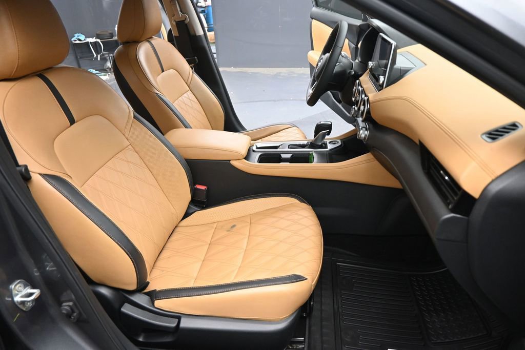 Used 2024 Nissan Sentra SV w/ SV Premium Package FWD image 22