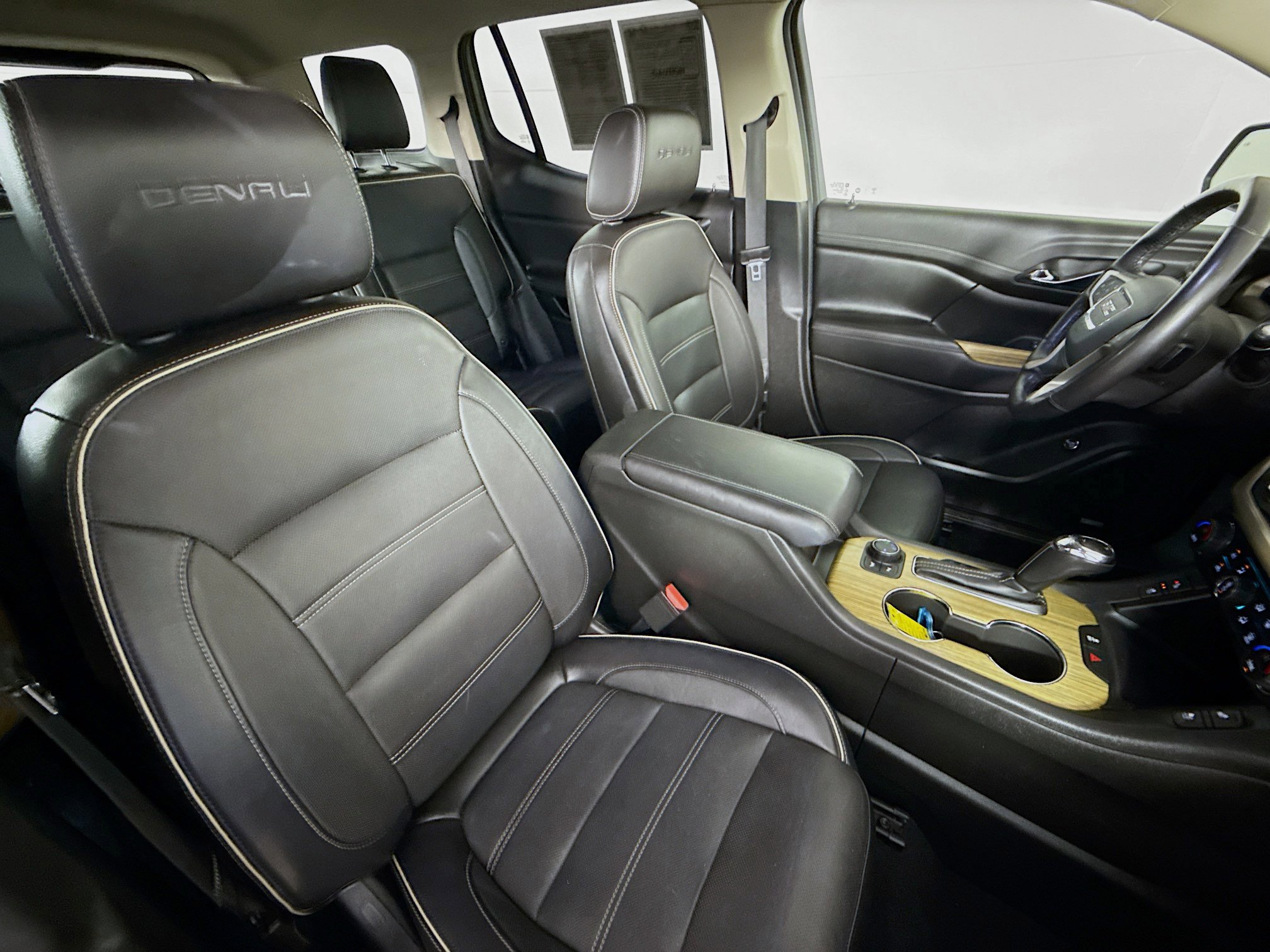 Used 2019 GMC Acadia Denali FWD image 37