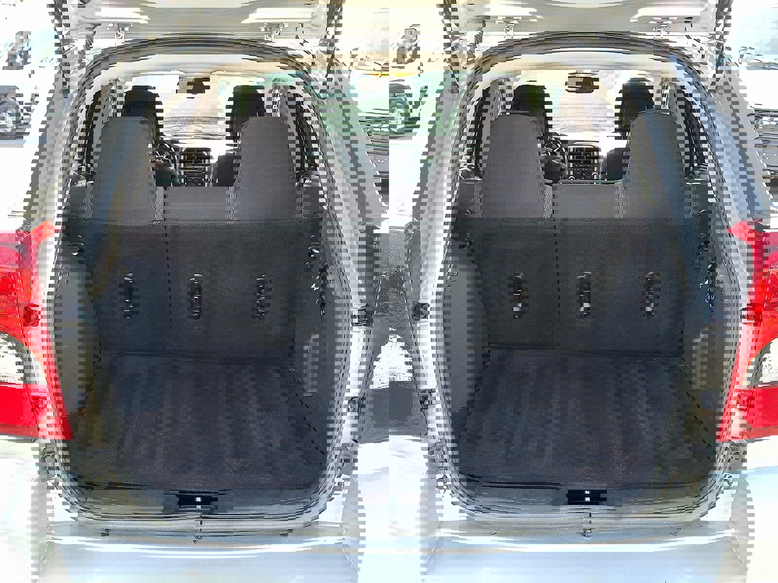 Used 2011 Dodge Caliber Express w/ 17" Aluminum Wheel Group image 28