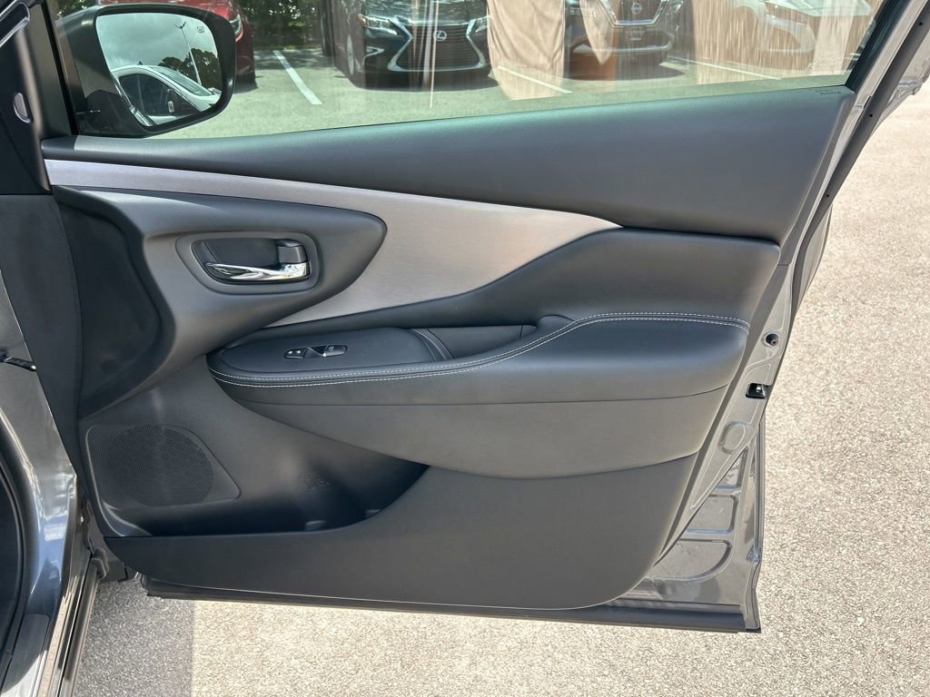Certified 2023 Nissan Murano SL w/ Cargo Package image 44