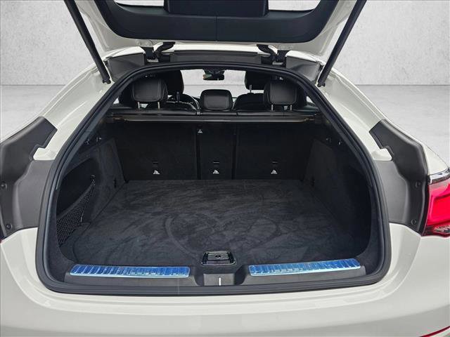 Used 2023 Mercedes-Benz GLC 300 4MATIC Coupe image 12