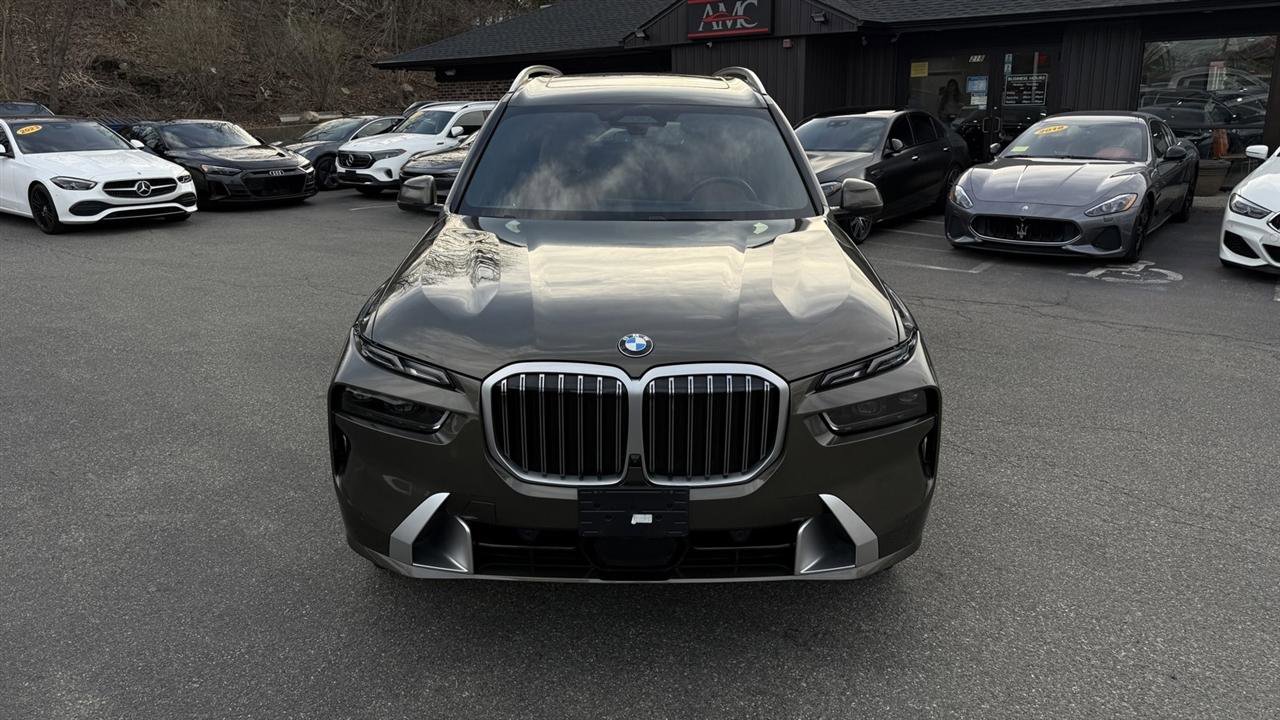 Used 2024 BMW X7 xDrive40i image 12