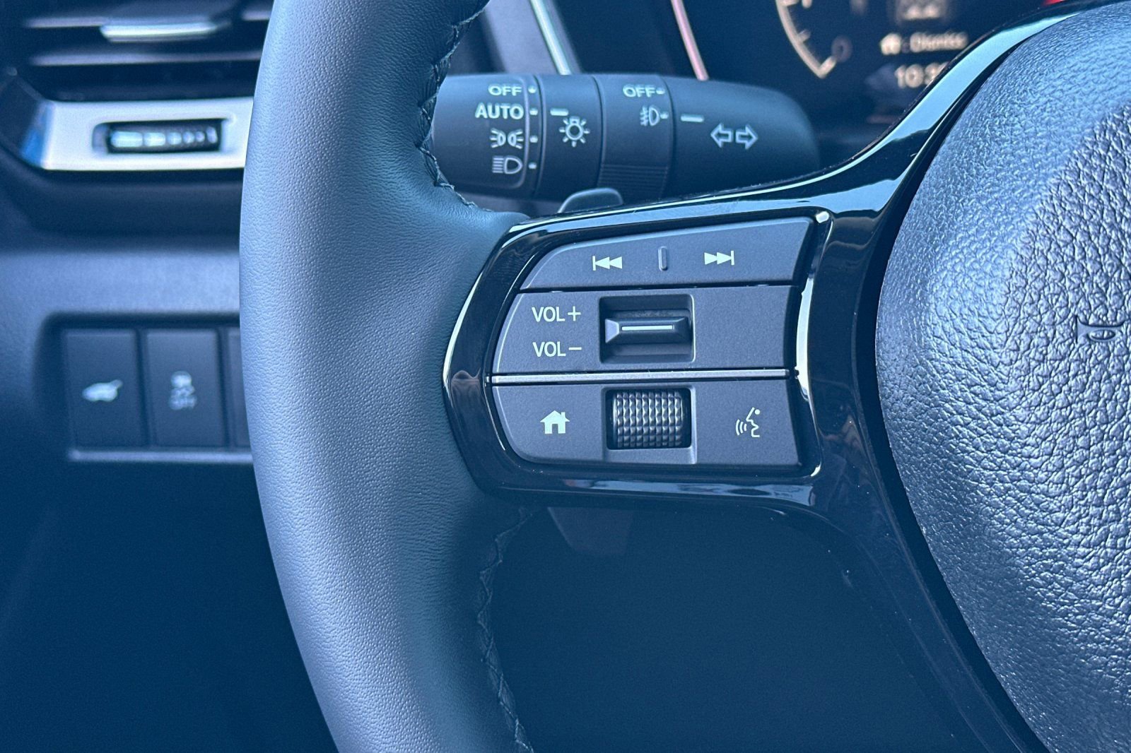 New 2025 Honda Pilot EX-L image 28