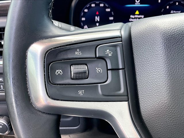 Used 2024 Chevrolet Suburban LT RWD image 19