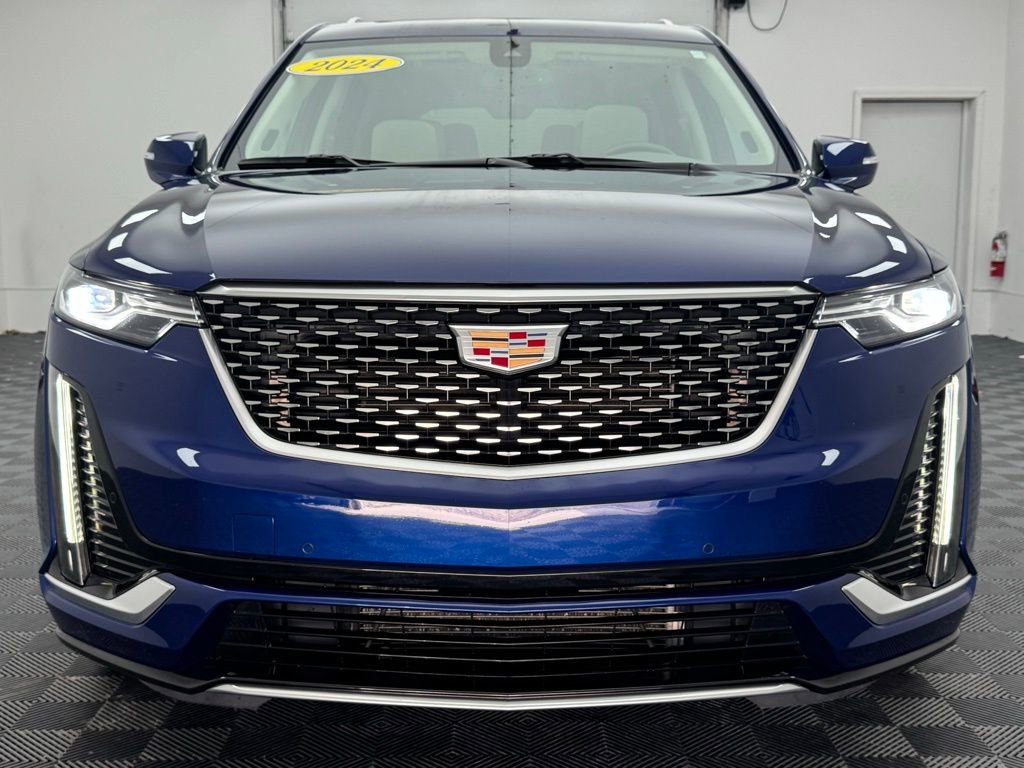 Used 2024 Cadillac XT6 Premium Luxury w/ LPO, Floor Liner Package image 16