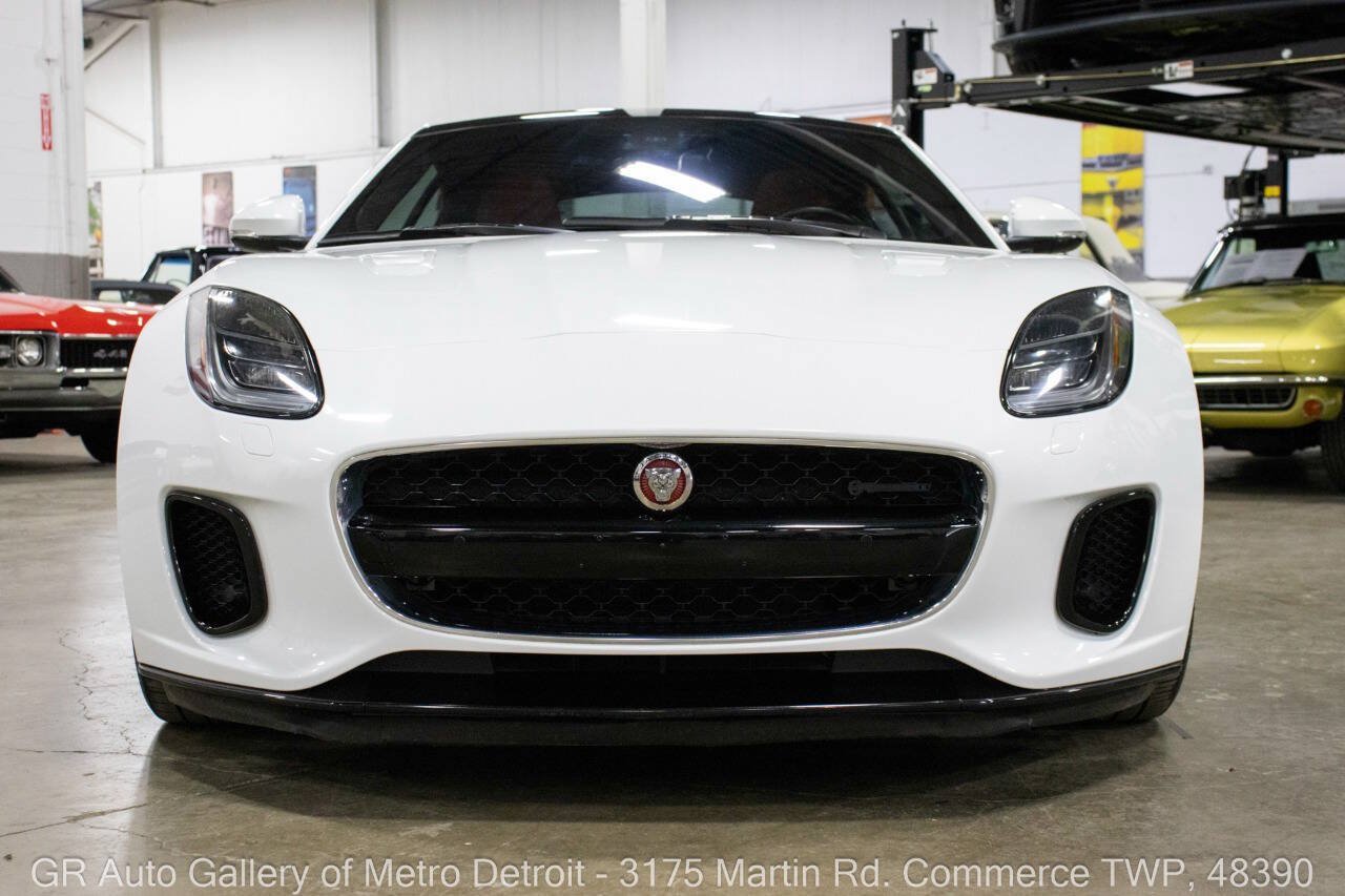 Used 2018 Jaguar F-TYPE R-Dynamic AWD/4WD image 12