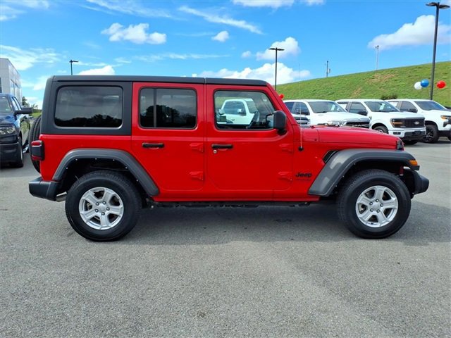 Used 2022 Jeep Wrangler Unlimited Sport image 3