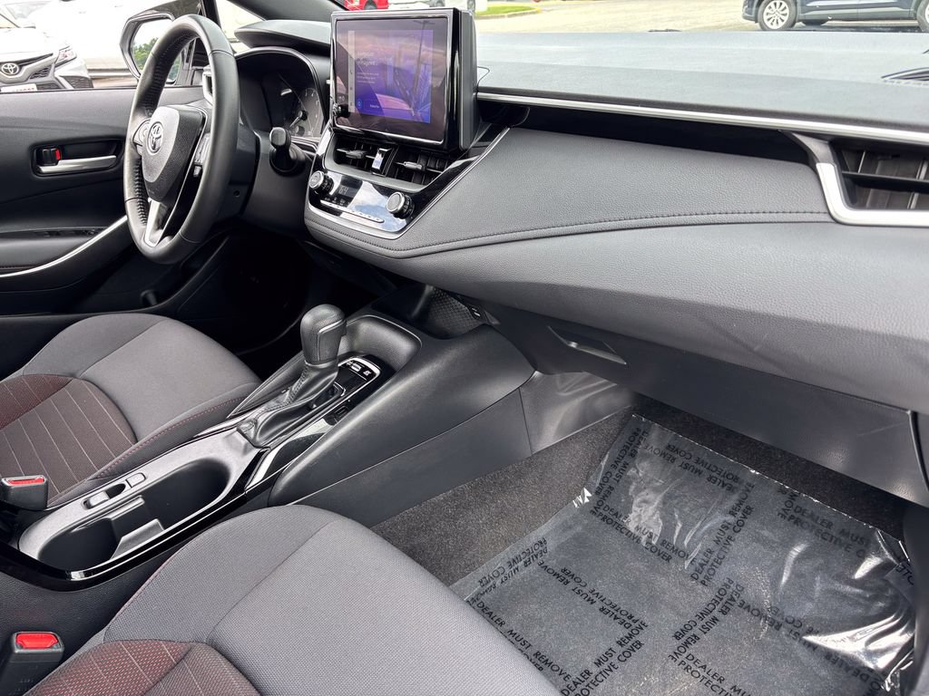 Used 2024 Toyota Corolla SE w/ Convenience Package FWD image 37