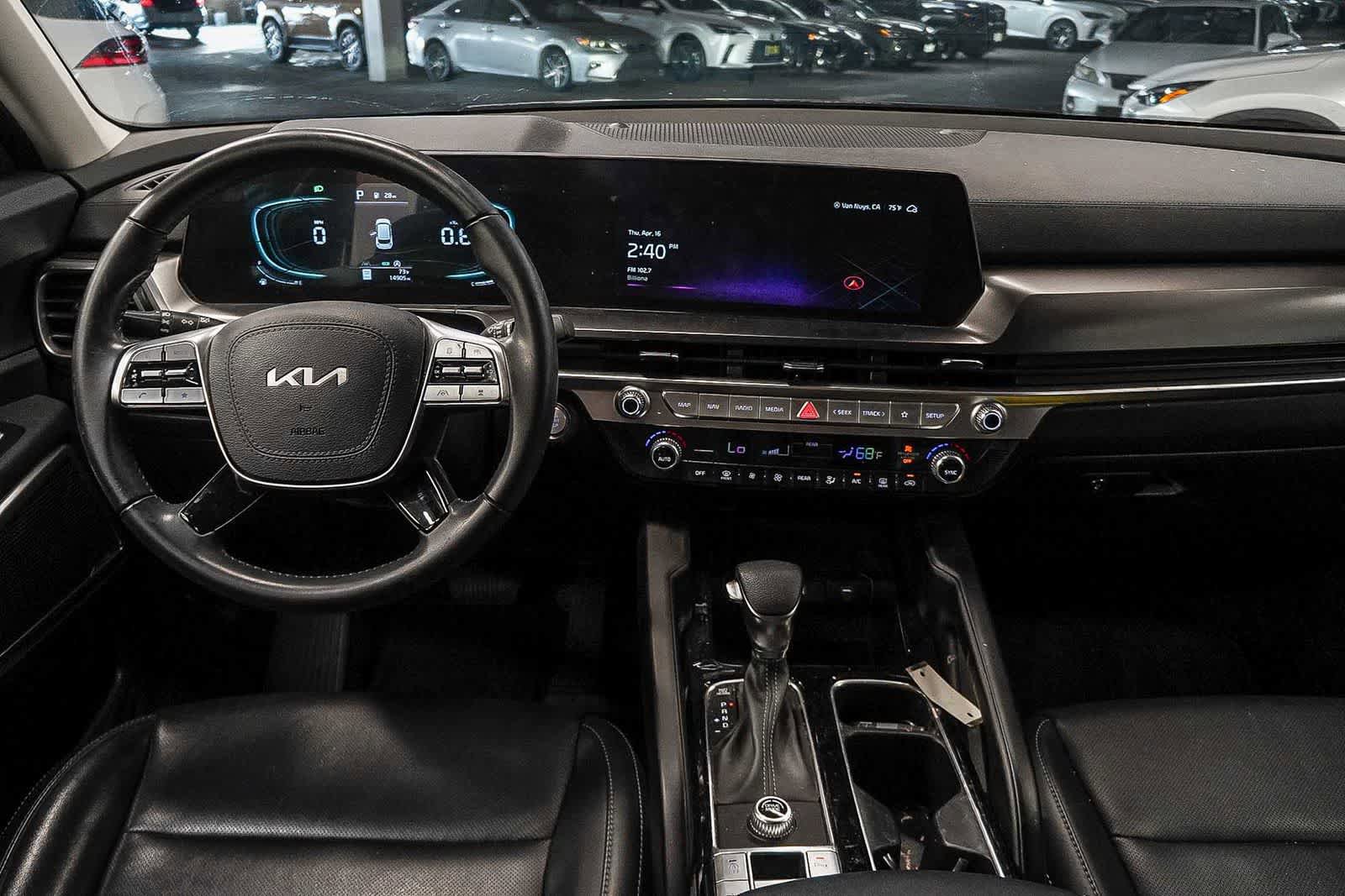 Used 2024 Kia Telluride LX FWD image 13