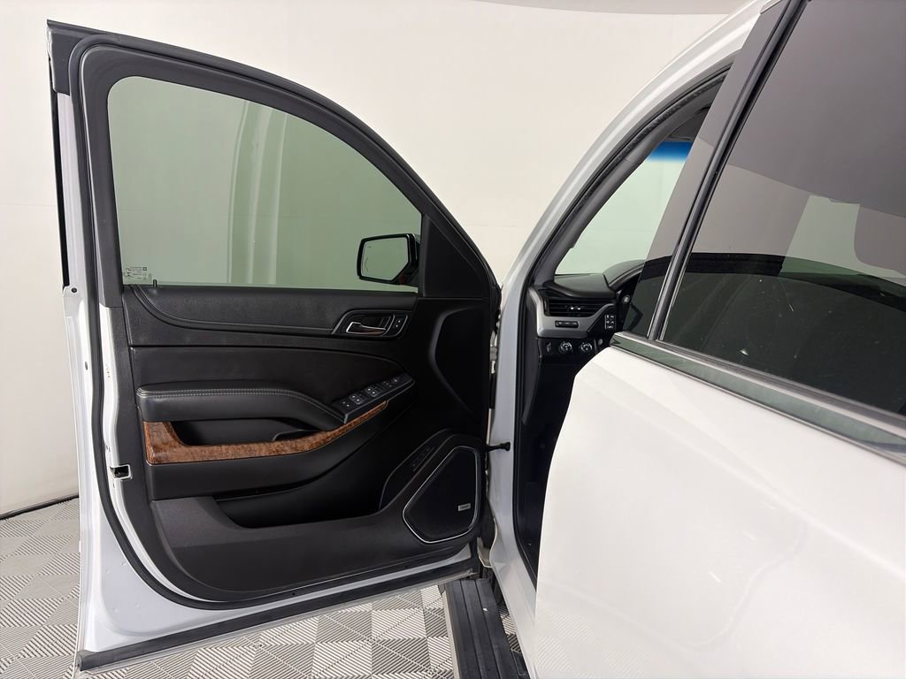 Used 2019 Chevrolet Tahoe Premier w/ Premier Plus Edition AWD/4WD image 10
