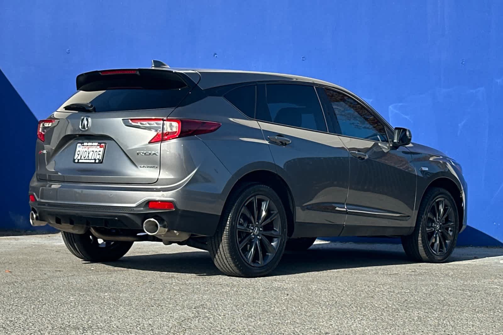 Certified 2025 Acura RDX w/ Advance Package AWD/4WD image 3