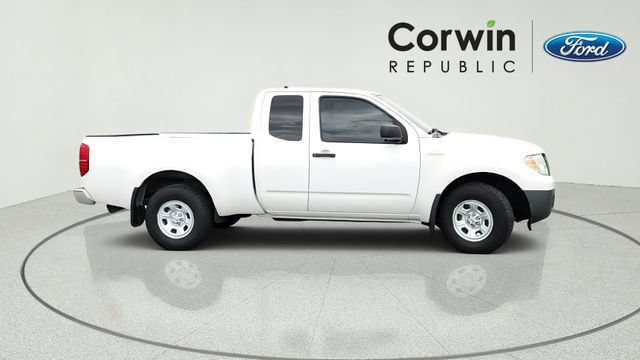 Used 2014 Nissan Frontier S RWD image 7