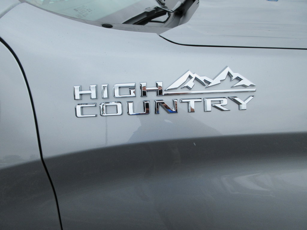 New 2026 Chevrolet Silverado 1500 High Country AWD/4WD image 10