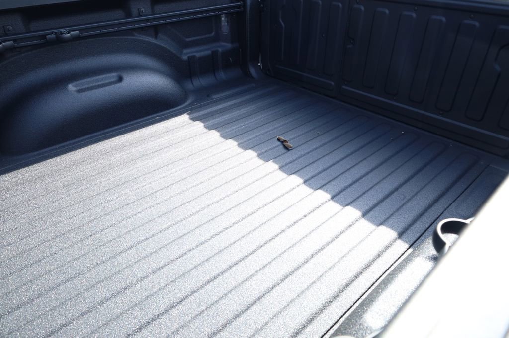 Used 2026 RAM 1500 Laramie w/ Night Edition image 17