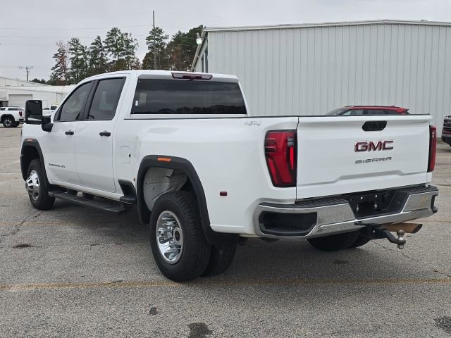 Used 2024 GMC Sierra 3500 Pro image 3