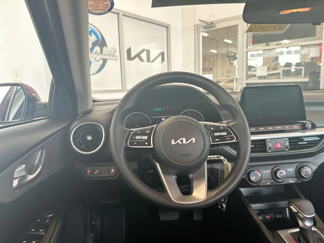 Certified 2023 Kia Forte LXS w/ LXS Technology Package FWD image 13