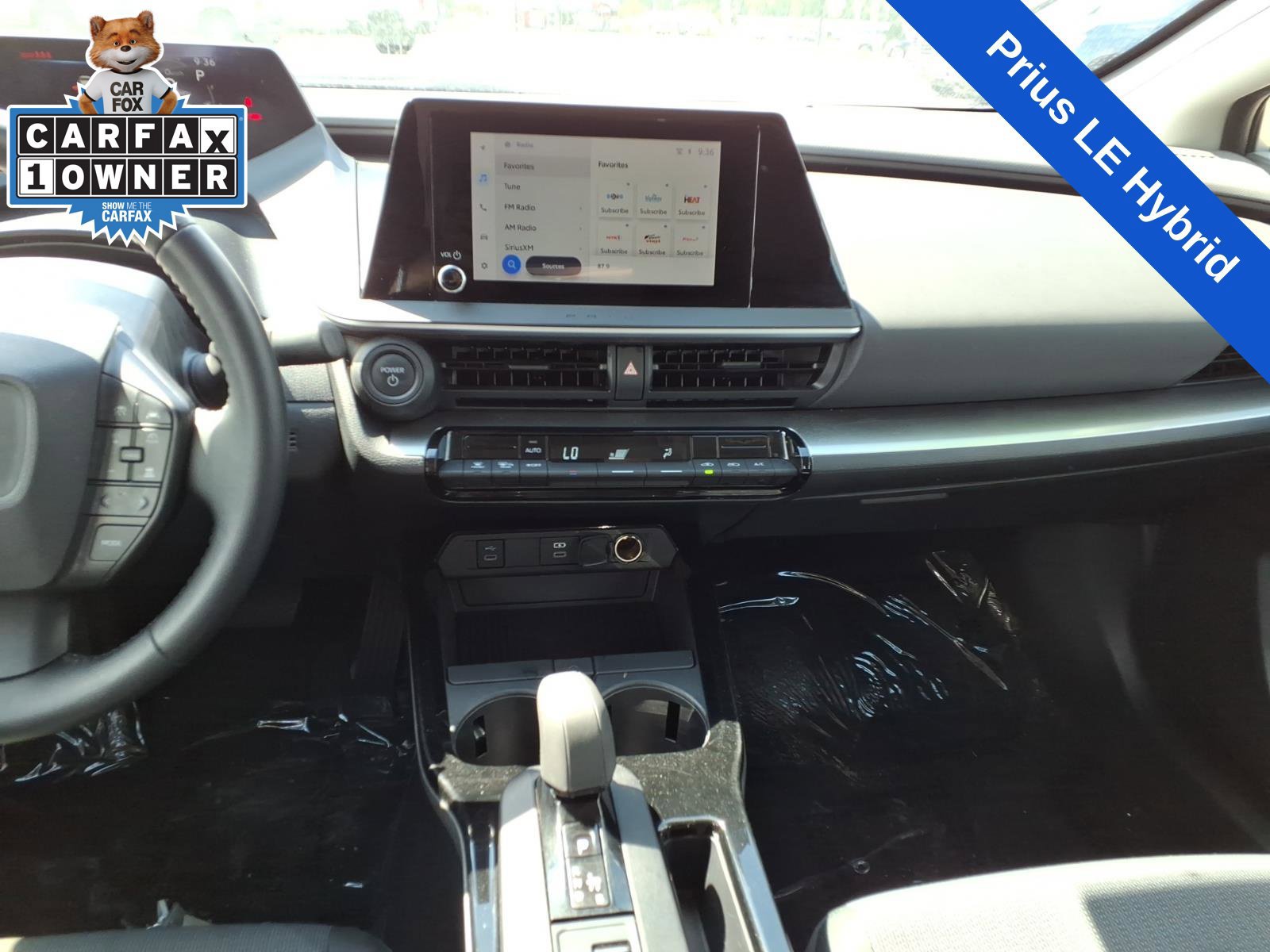 Used 2024 Toyota Prius LE FWD image 13