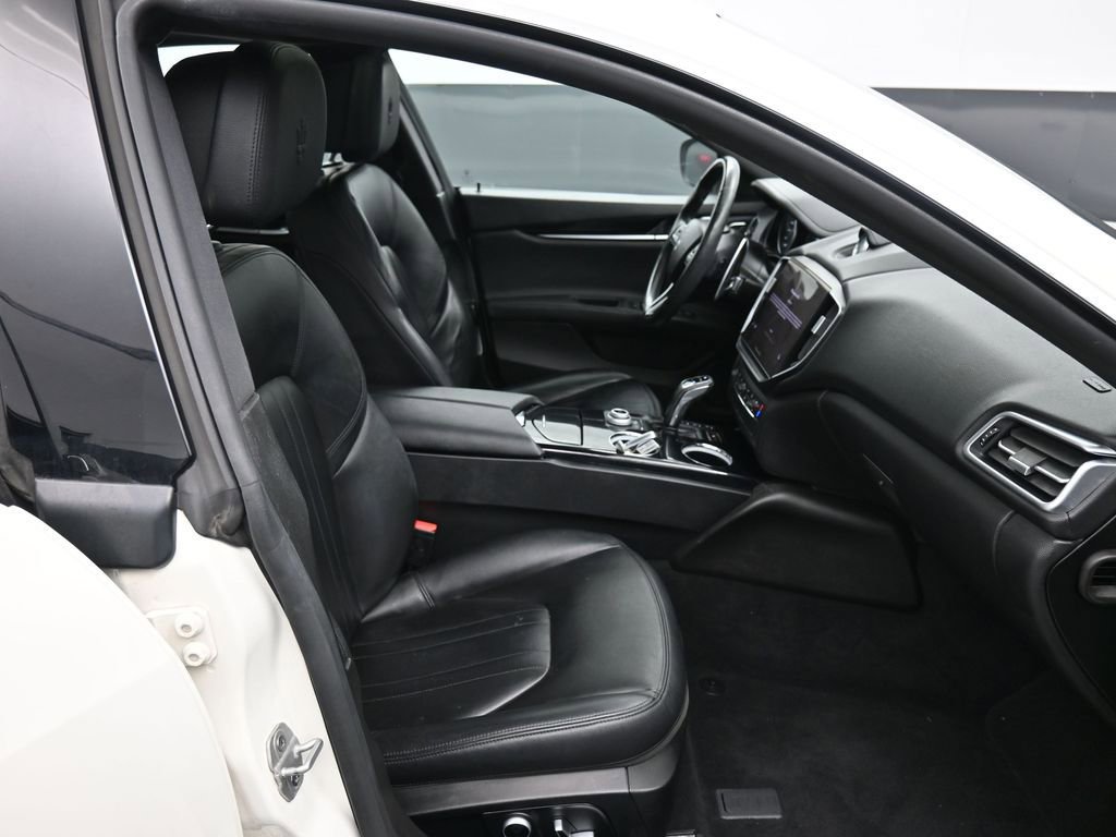 Used 2022 Maserati Ghibli Modena image 26