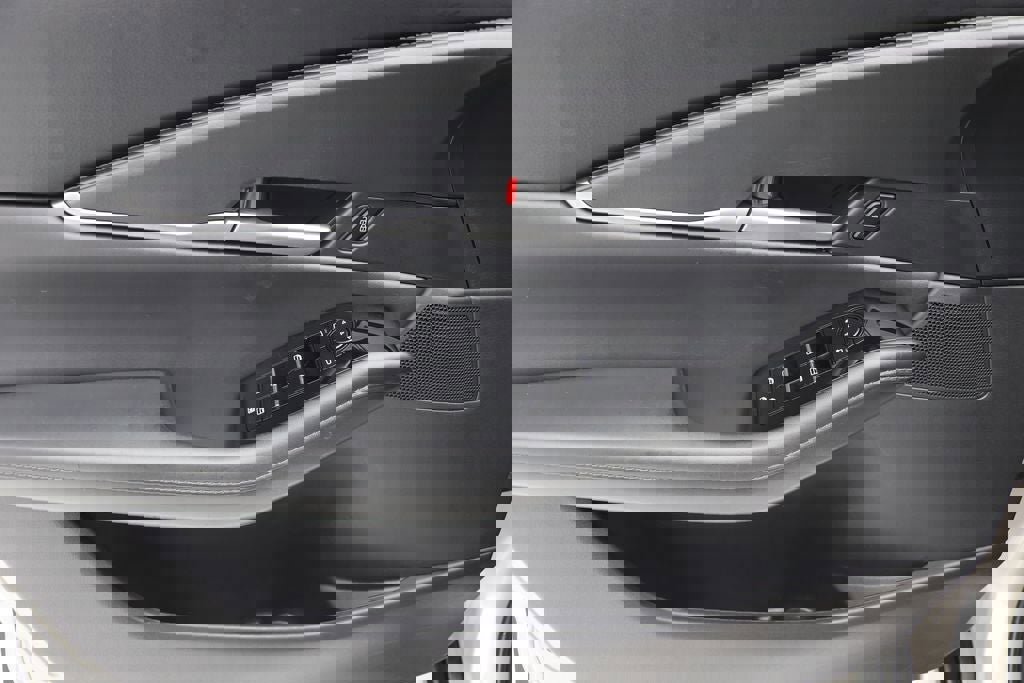 Used 2024 MAZDA CX-30 AWD 2.5 S w/ Select Sport Pkg image 14