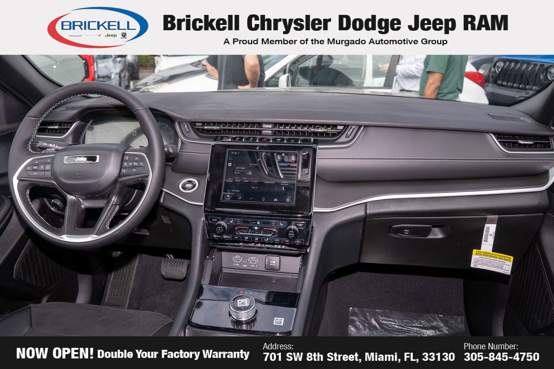 New 2025 Jeep Grand Cherokee L Altitude image 24