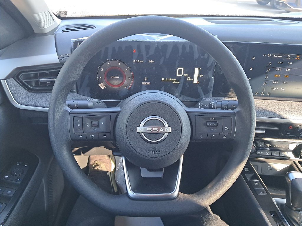 New 2026 Nissan Kicks SV w/ SV Premium Package AWD/4WD image 15