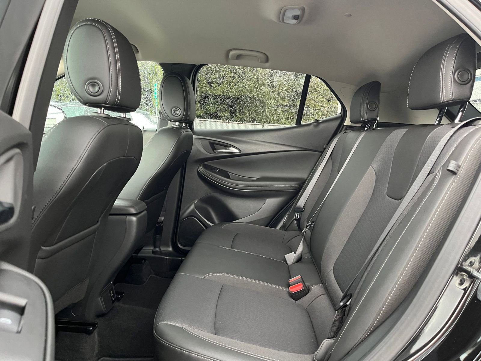 Used 2025 Buick Encore GX Preferred image 25