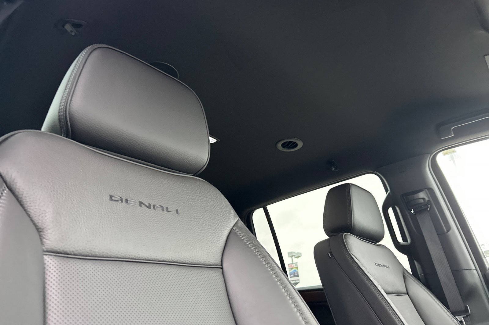 New 2026 GMC Yukon XL Denali image 19