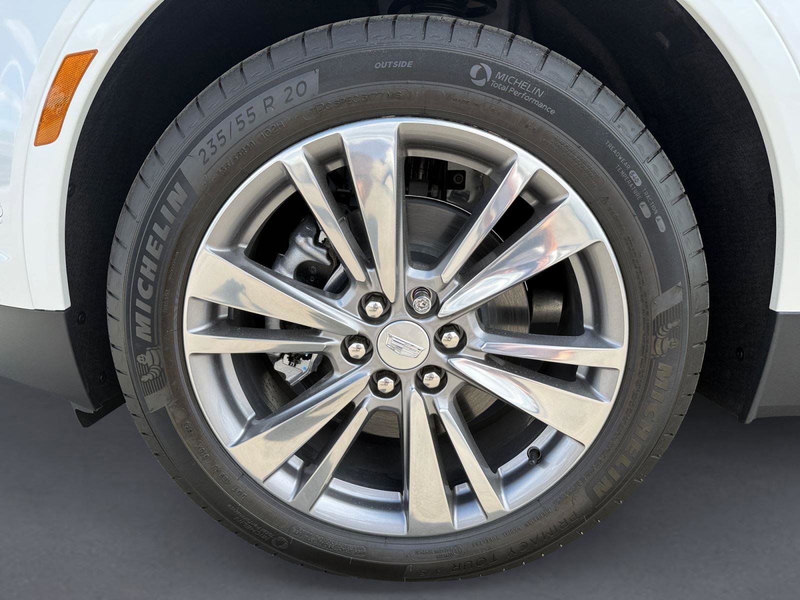 New 2026 Cadillac XT5 Premium Luxury w/ Driver Assist Package image 9