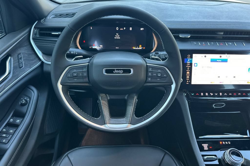 New 2026 Jeep Grand Cherokee Limited AWD/4WD image 14