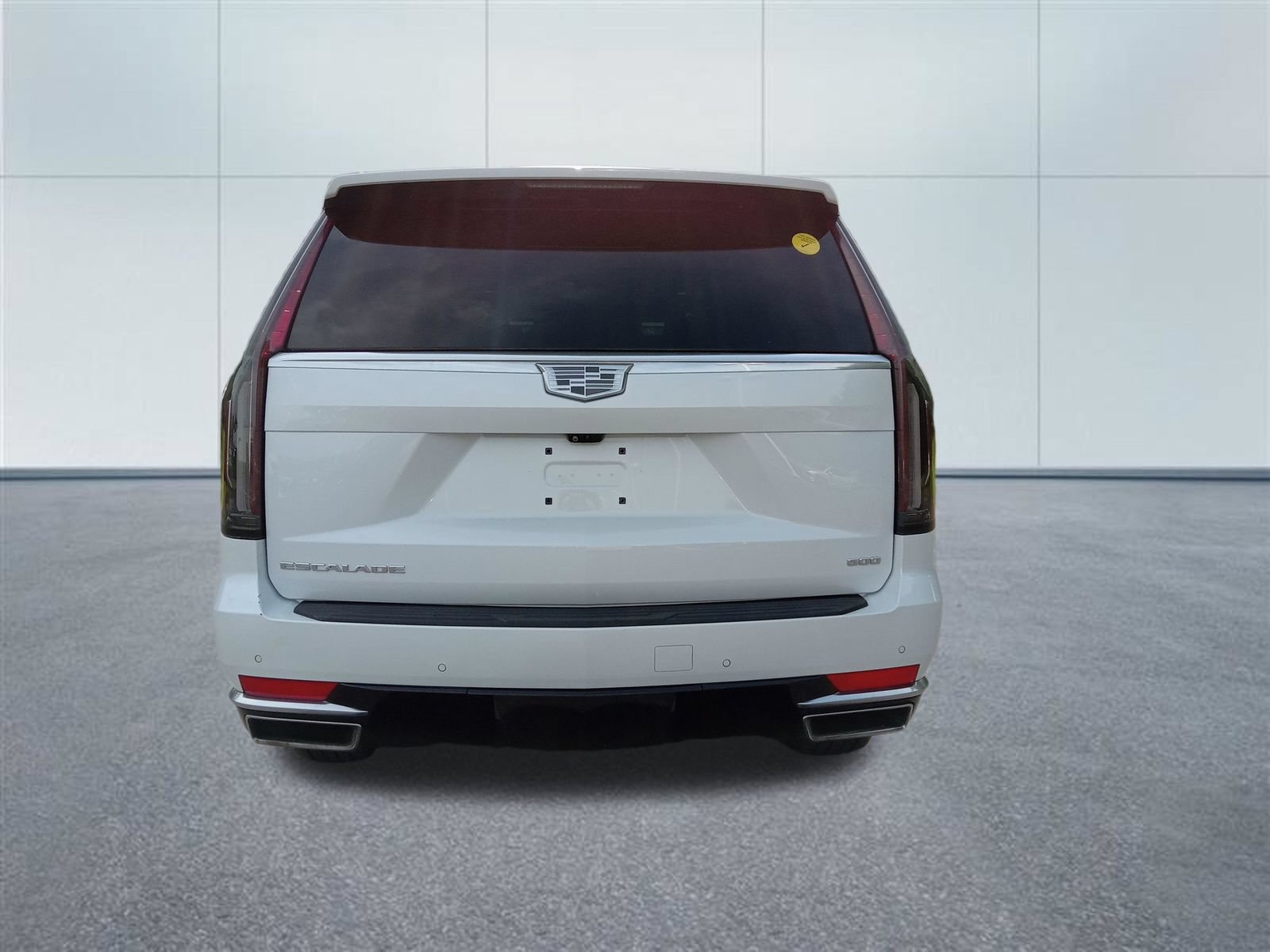 Used 2023 Cadillac Escalade ESV Premium Luxury w/ LPO, Radiant Package AWD/4WD image 4