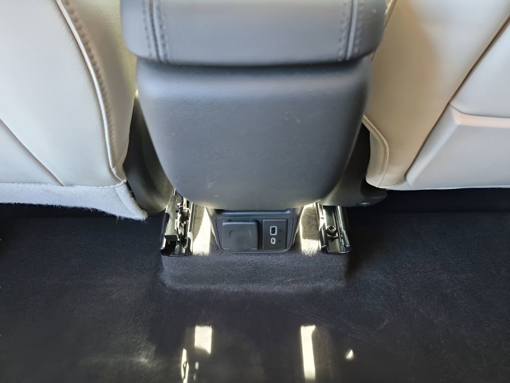 Certified 2023 Buick Encore GX Essence w/ Advanced Technology Package image 21