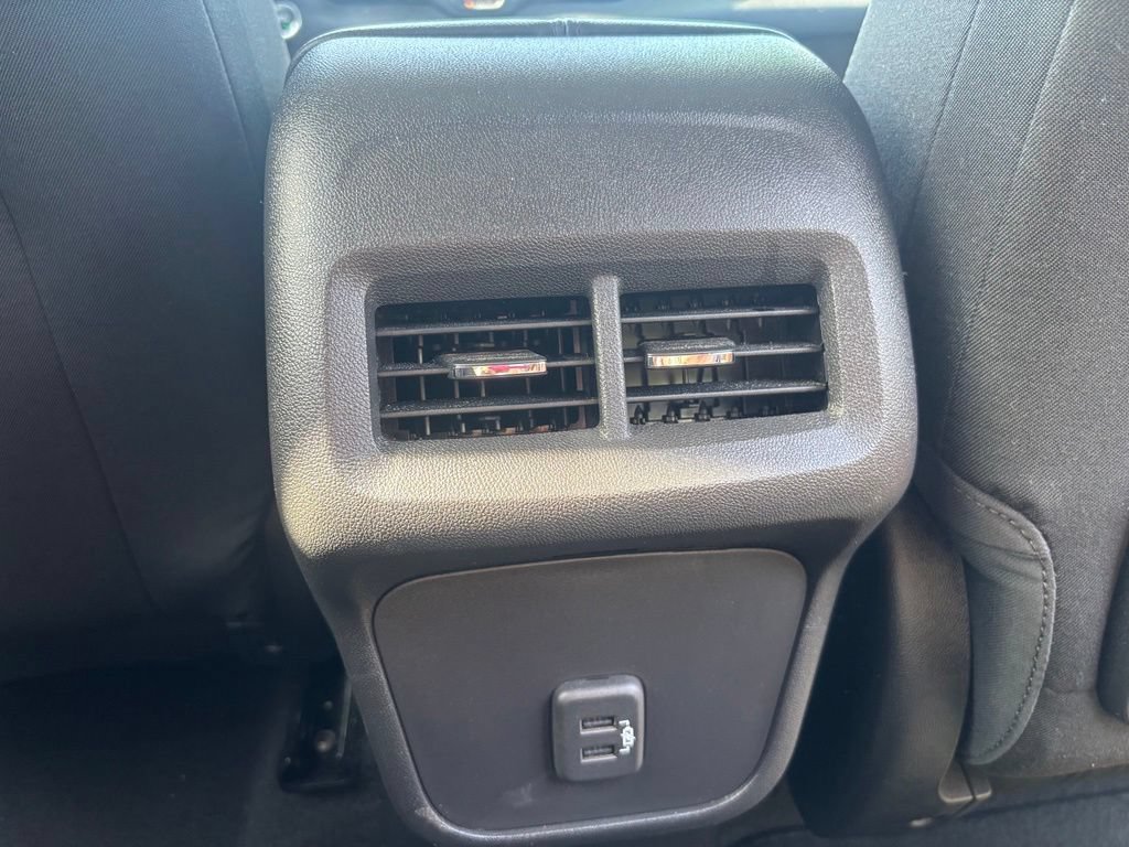 Used 2024 GMC Terrain SLE FWD image 21