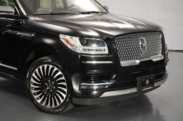 Used 2019 Lincoln Navigator Black Label AWD/4WD image 7