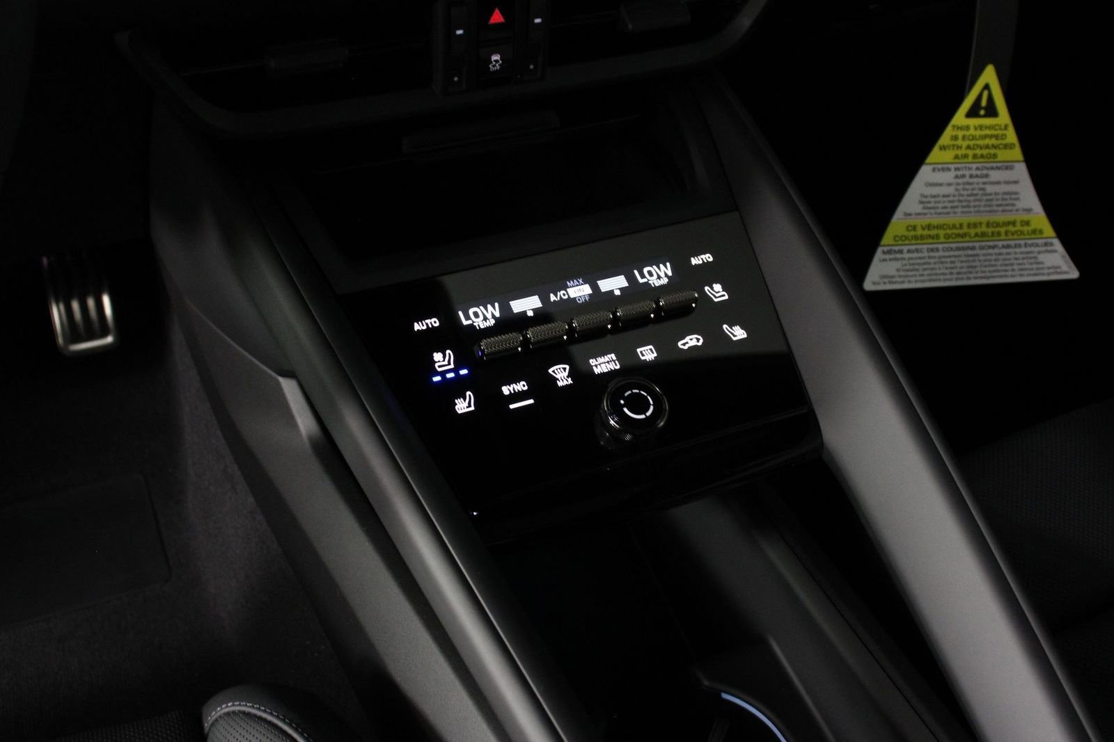 New 2026 Porsche Macan Turbo Electric image 14