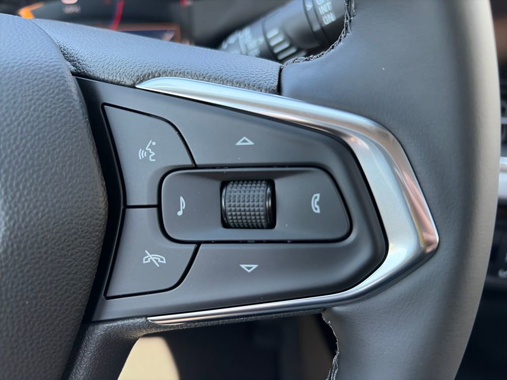 New 2026 Chevrolet Trax LT w/ Driver Confidence Package FWD image 12