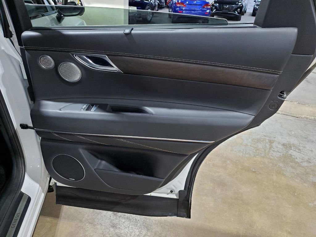 Used 2022 Genesis GV80 2.5T w/ Prestige Package 04 image 25
