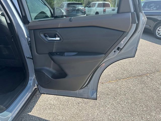 Certified 2023 Nissan Rogue SL w/ SL Premium Package AWD/4WD image 24